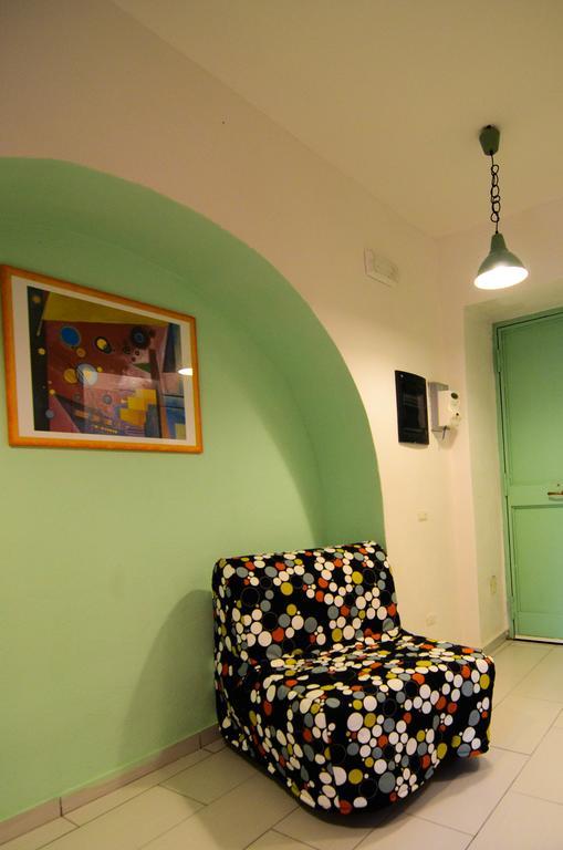Shine Apartment Nápoly Szoba fotó