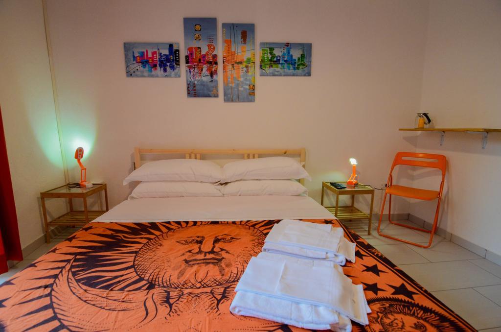 Shine Apartment Nápoly Szoba fotó